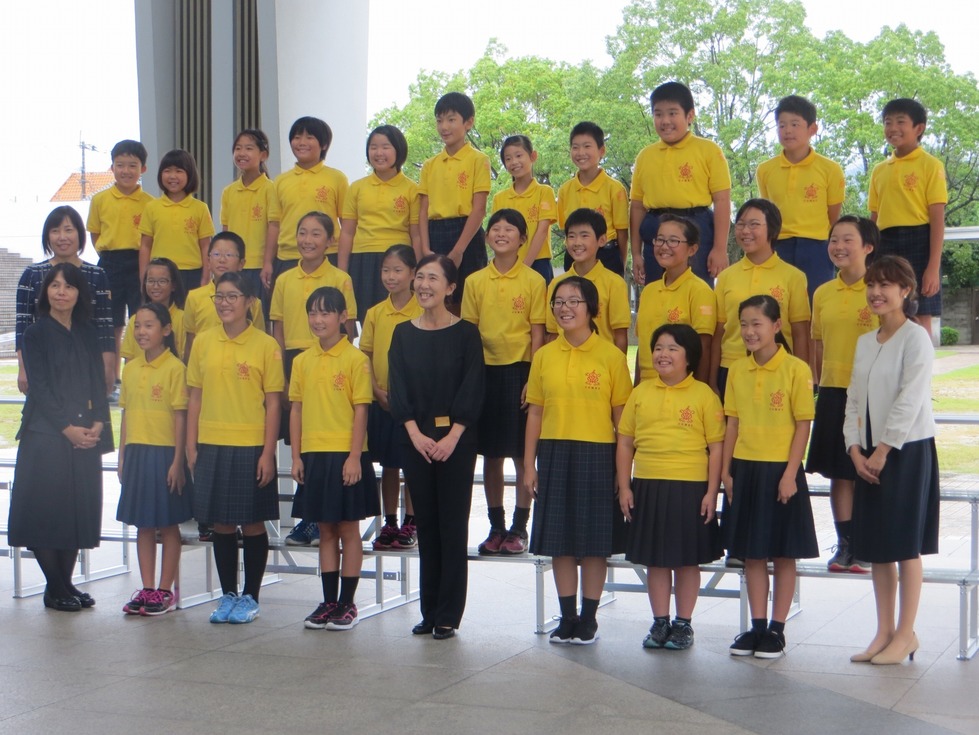 山鹿市立 めのだけ小学校合唱部 コメット